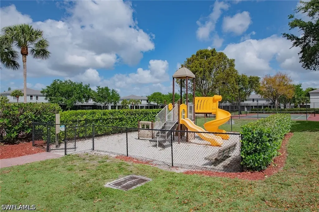 14799 Sutherland Avenue Naples FL 34119