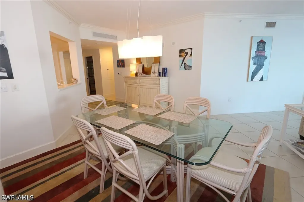 60 Seagate Drive Naples FL 34103