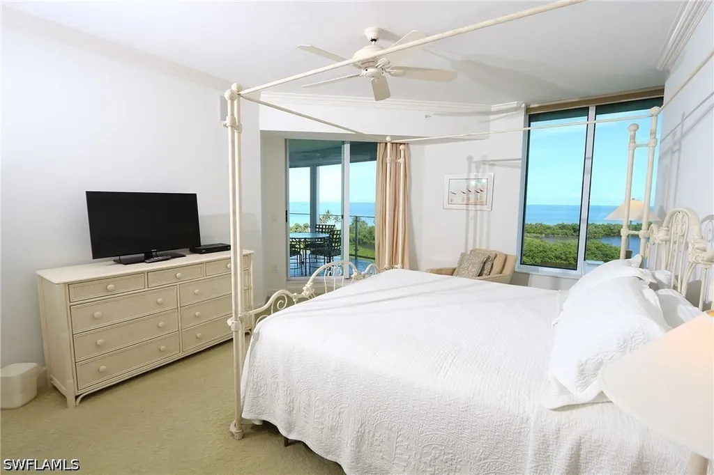60 Seagate Drive Naples FL 34103