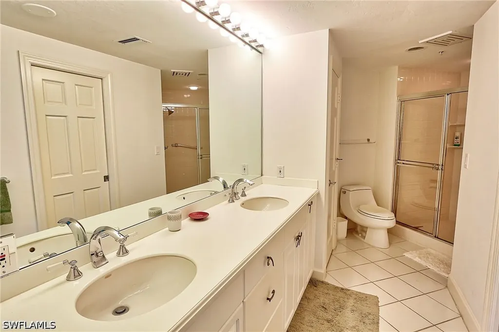 60 Seagate Drive Naples FL 34103