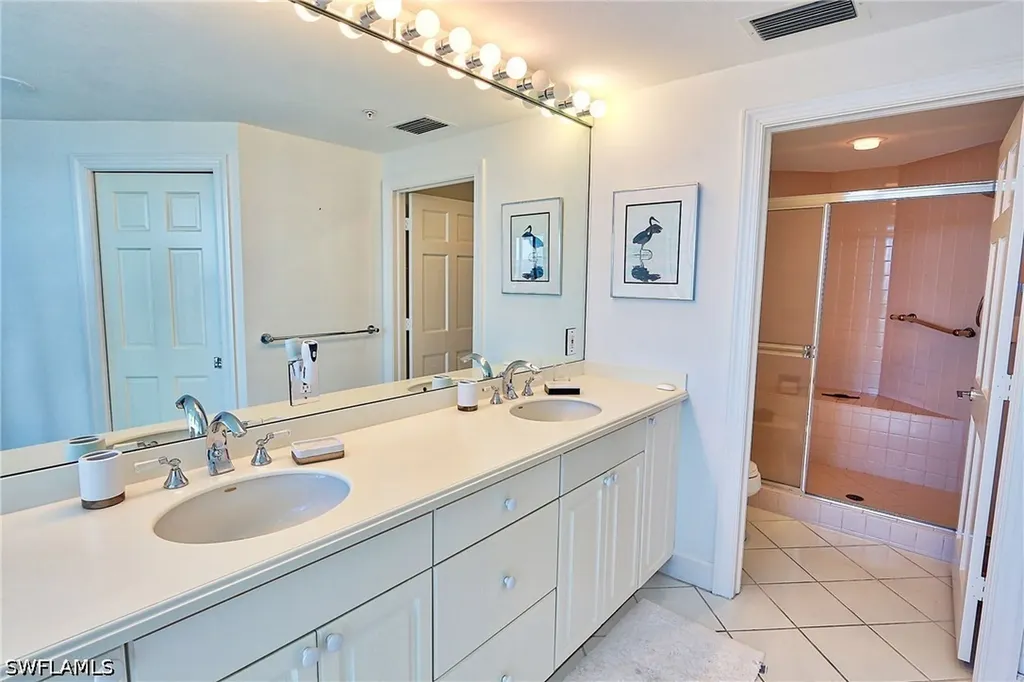 60 Seagate Drive Naples FL 34103
