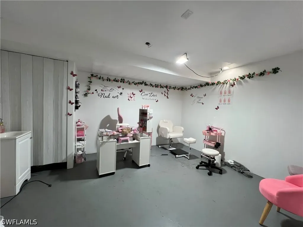3767 Golden Gate Boulevard E Naples FL 34120
