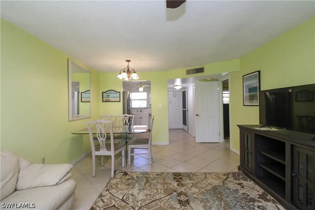 175 Turtle Lake Court Naples FL 34105
