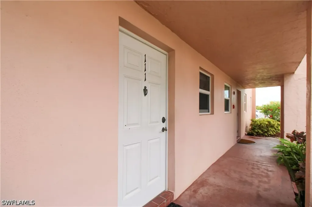 175 Turtle Lake Court Naples FL 34105