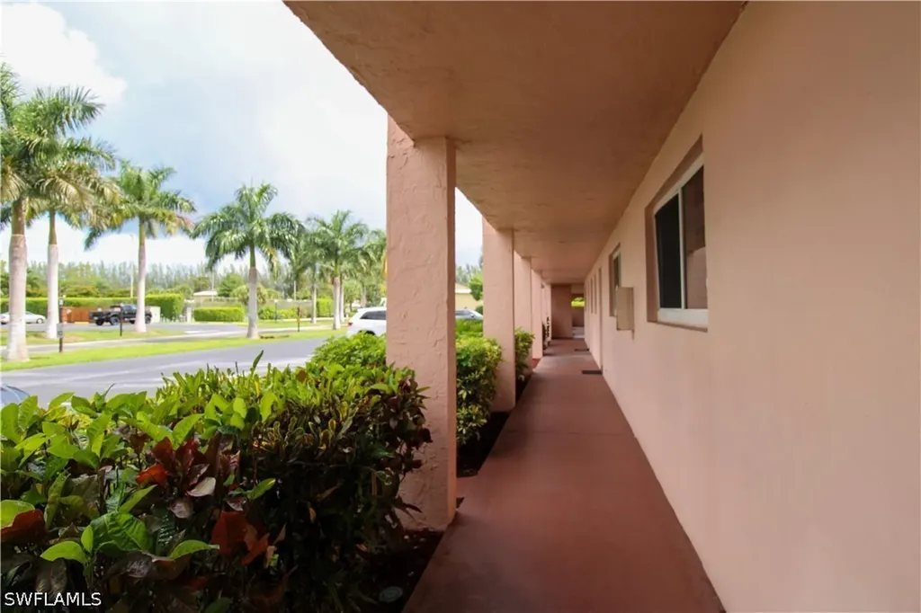 175 Turtle Lake Court Naples FL 34105