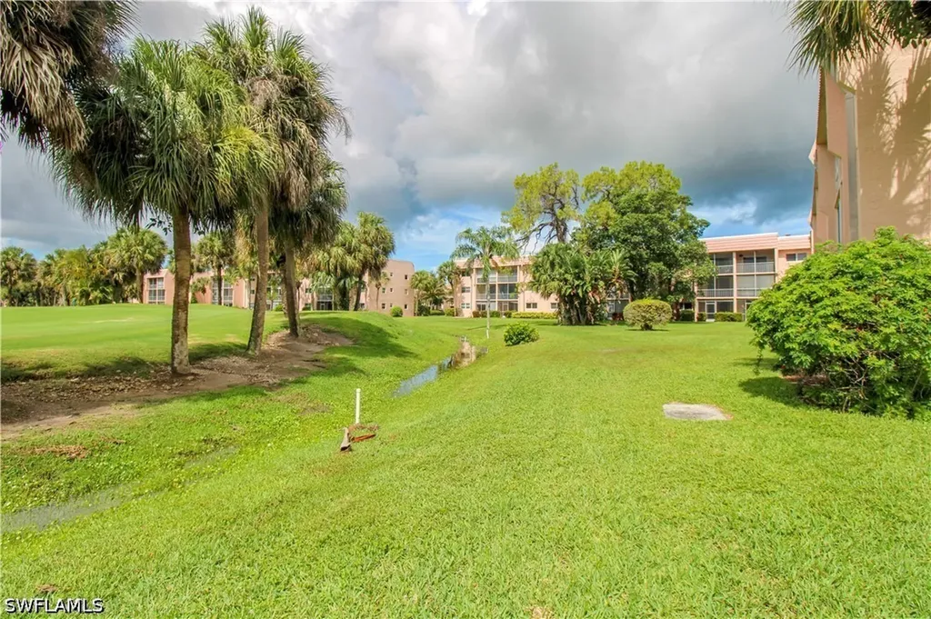 175 Turtle Lake Court Naples FL 34105