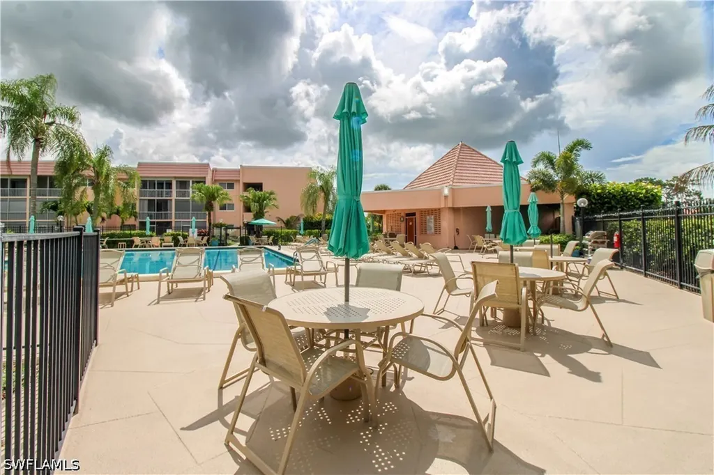 175 Turtle Lake Court Naples FL 34105