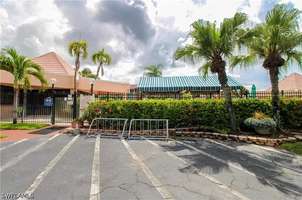 175 Turtle Lake Court Naples FL 34105