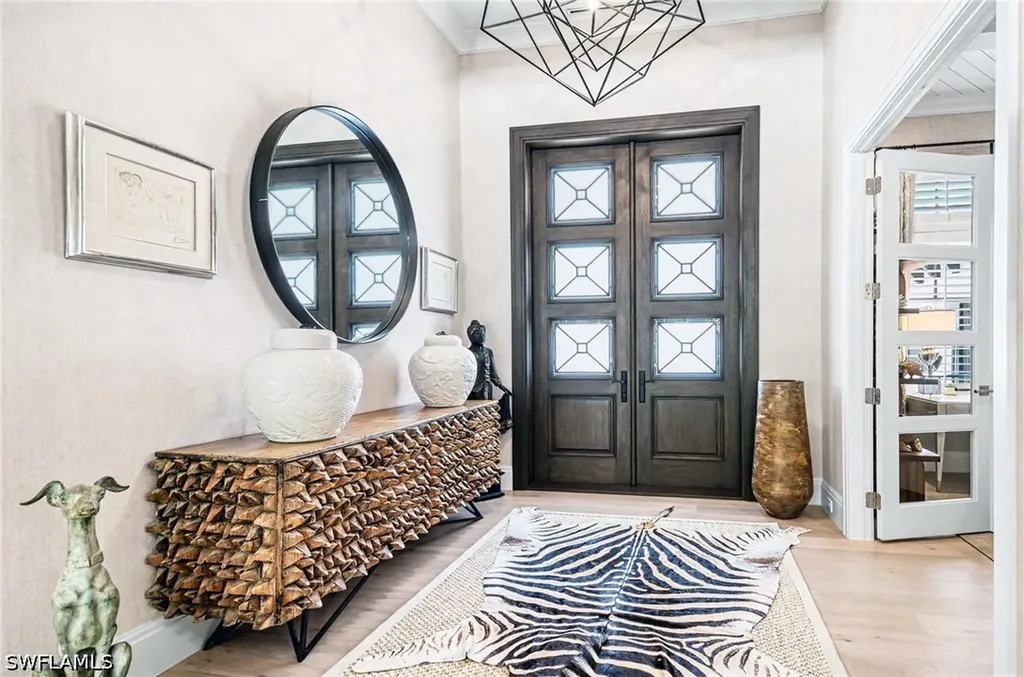 3003 Crayton Road Naples FL 34103