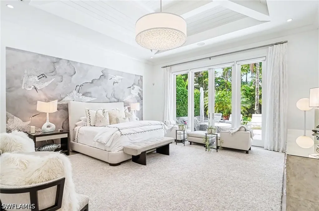 3003 Crayton Road Naples FL 34103