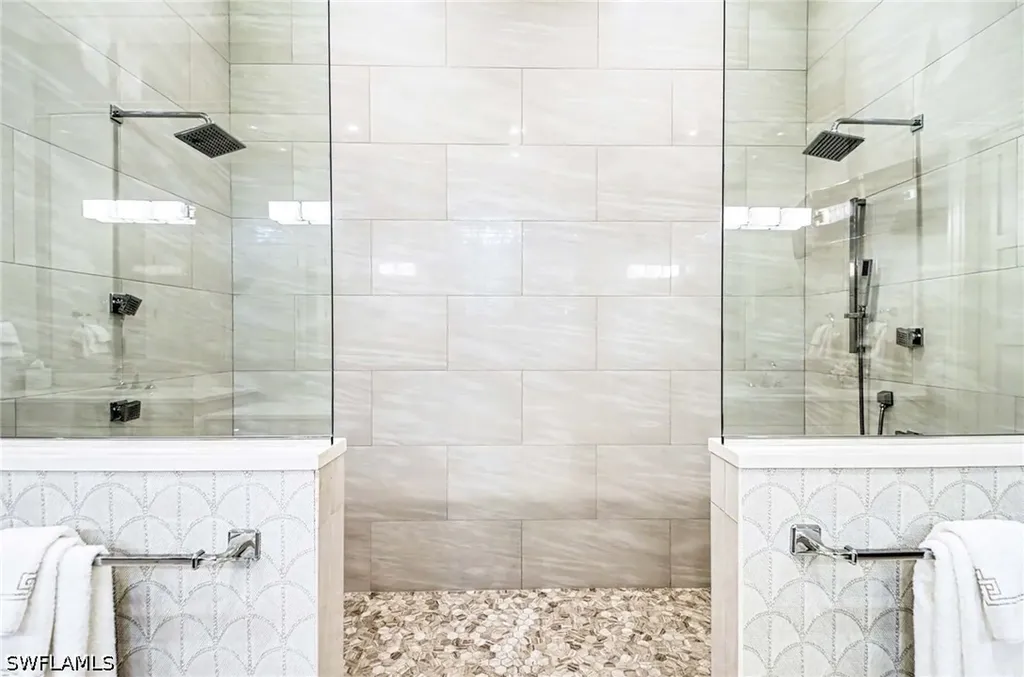 3003 Crayton Road Naples FL 34103