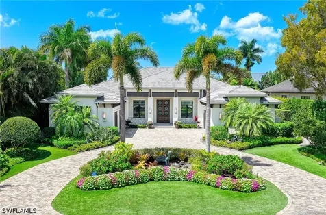 3003 Crayton Road Naples FL 34103