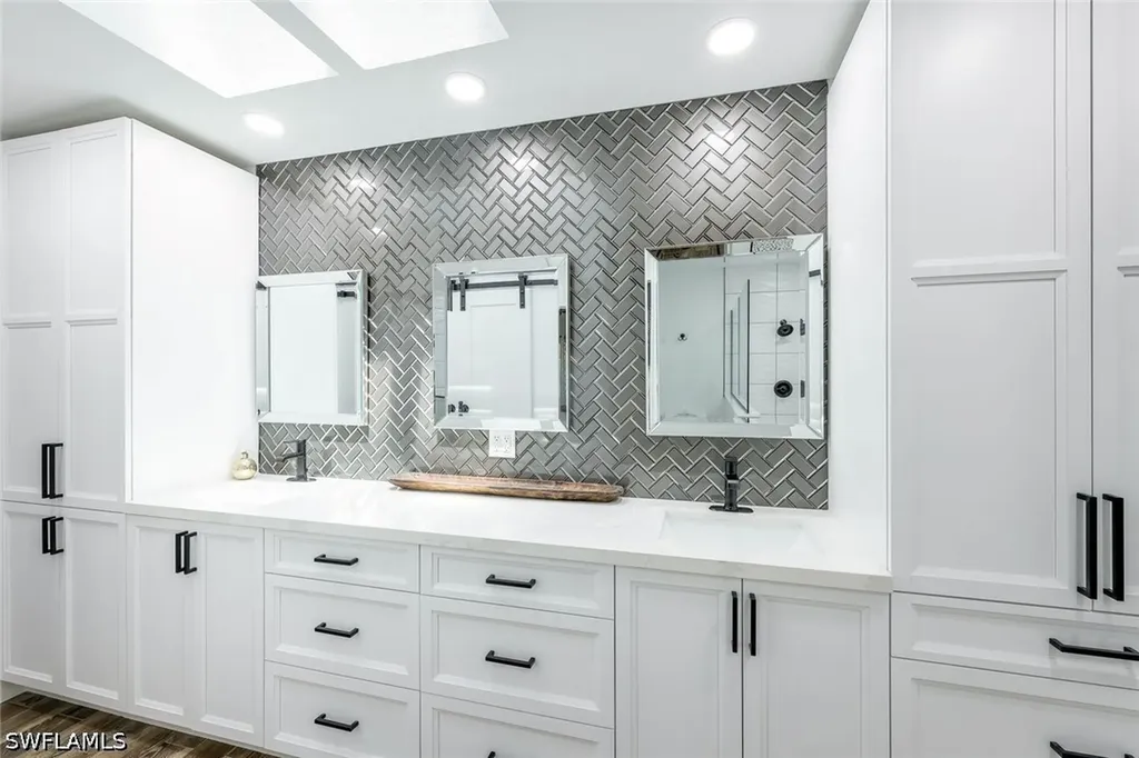 999 East Valley Drive Bonita Springs FL 34134