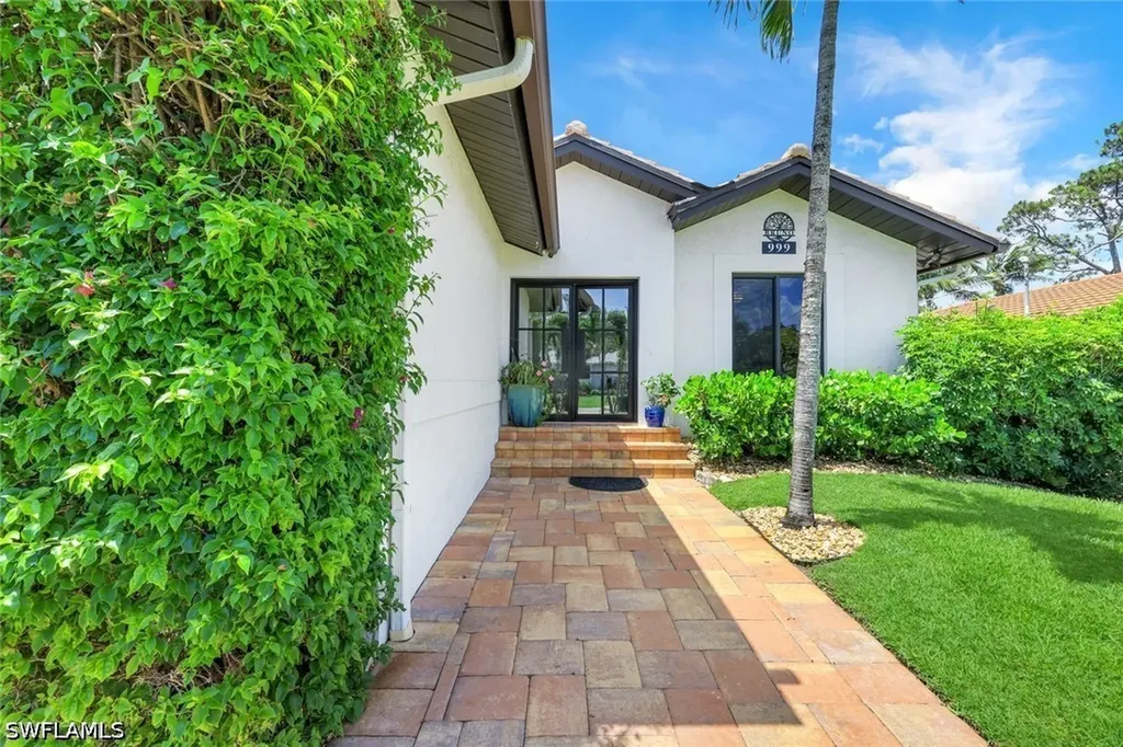999 East Valley Drive Bonita Springs FL 34134