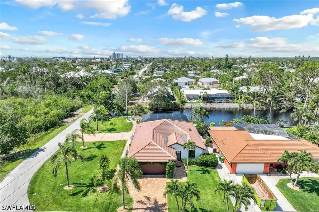 999 East Valley Drive Bonita Springs FL 34134