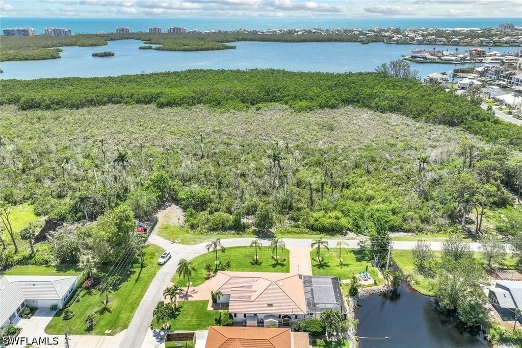 999 East Valley Drive Bonita Springs FL 34134