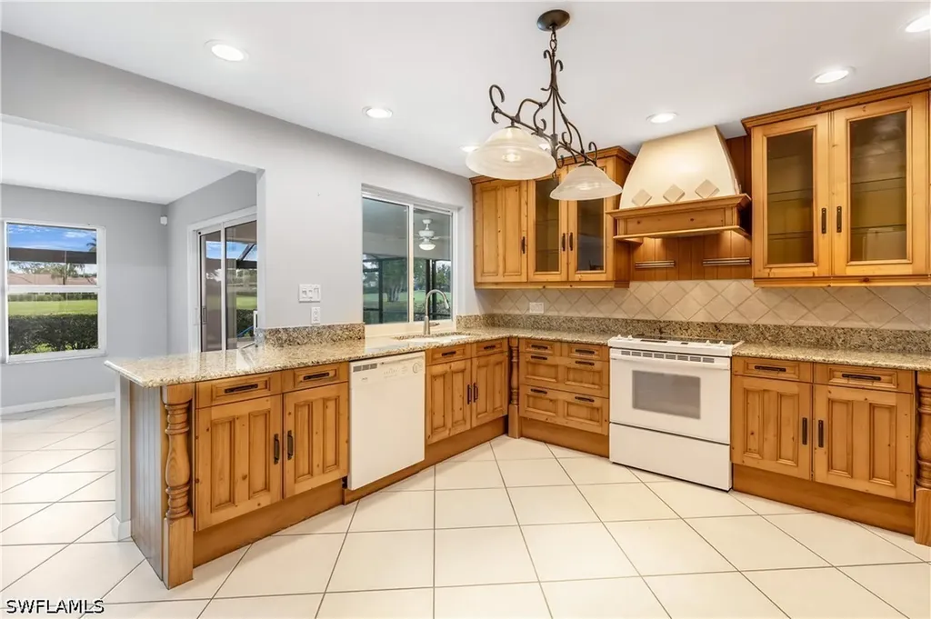313 Forest Hills Boulevard Naples FL 34113
