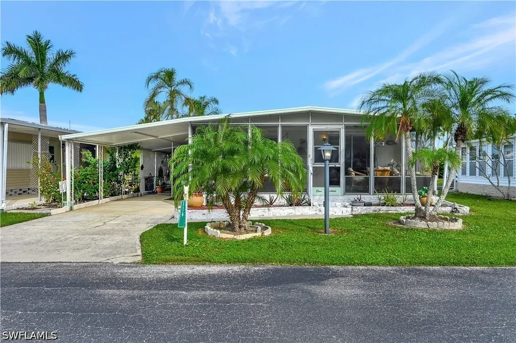 114 Enchanting Boulevard Naples FL 34112