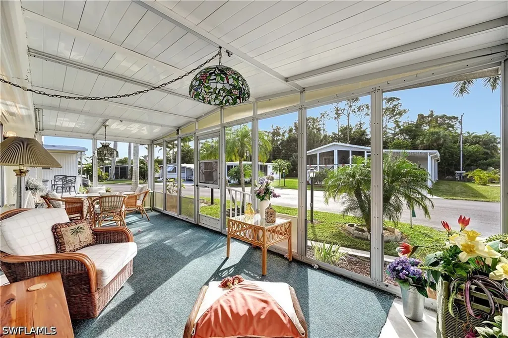 114 Enchanting Boulevard Naples FL 34112