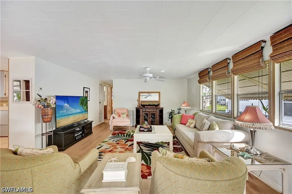 114 Enchanting Boulevard Naples FL 34112