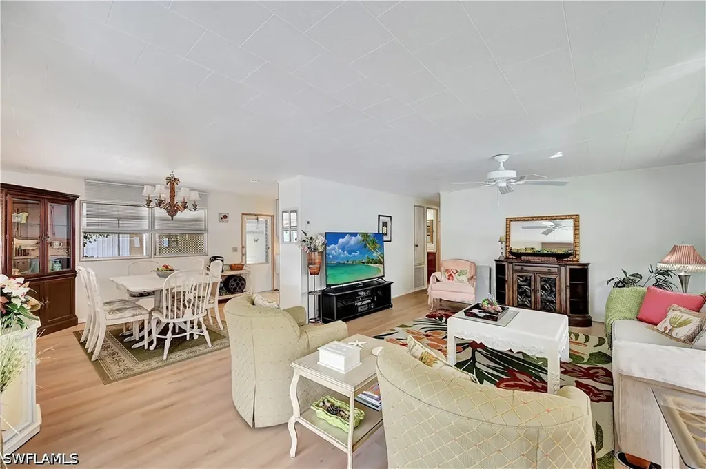 114 Enchanting Boulevard Naples FL 34112