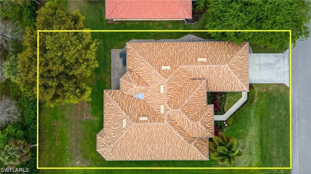 24941 Divot Drive Bonita Springs FL 34135