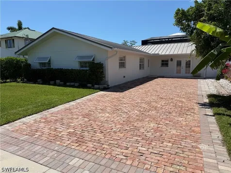 112 Capri Boulevard Naples FL 34113