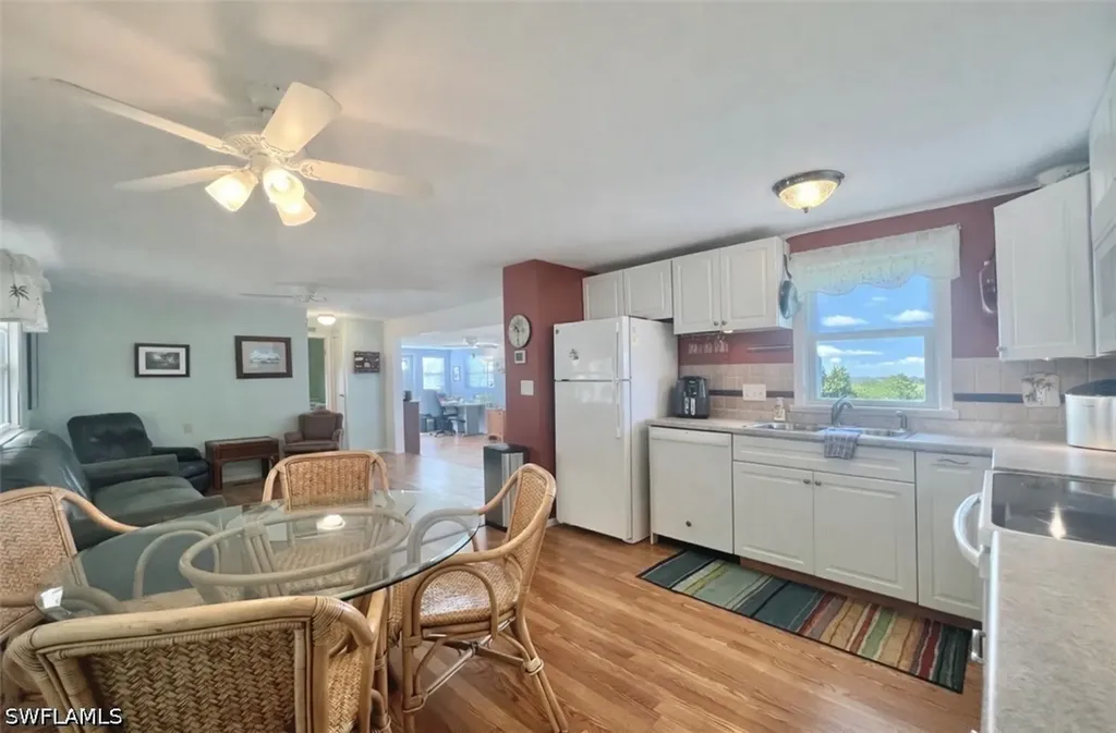 273 Cape Sable Drive Naples FL 34104