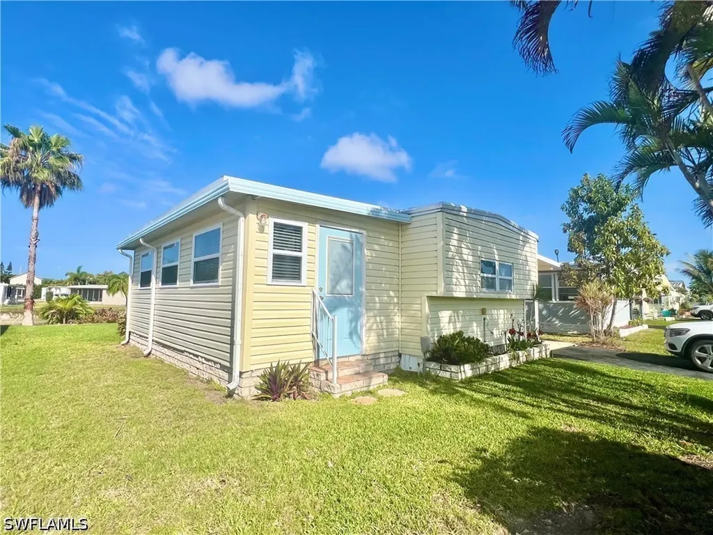 273 Cape Sable Drive Naples FL 34104