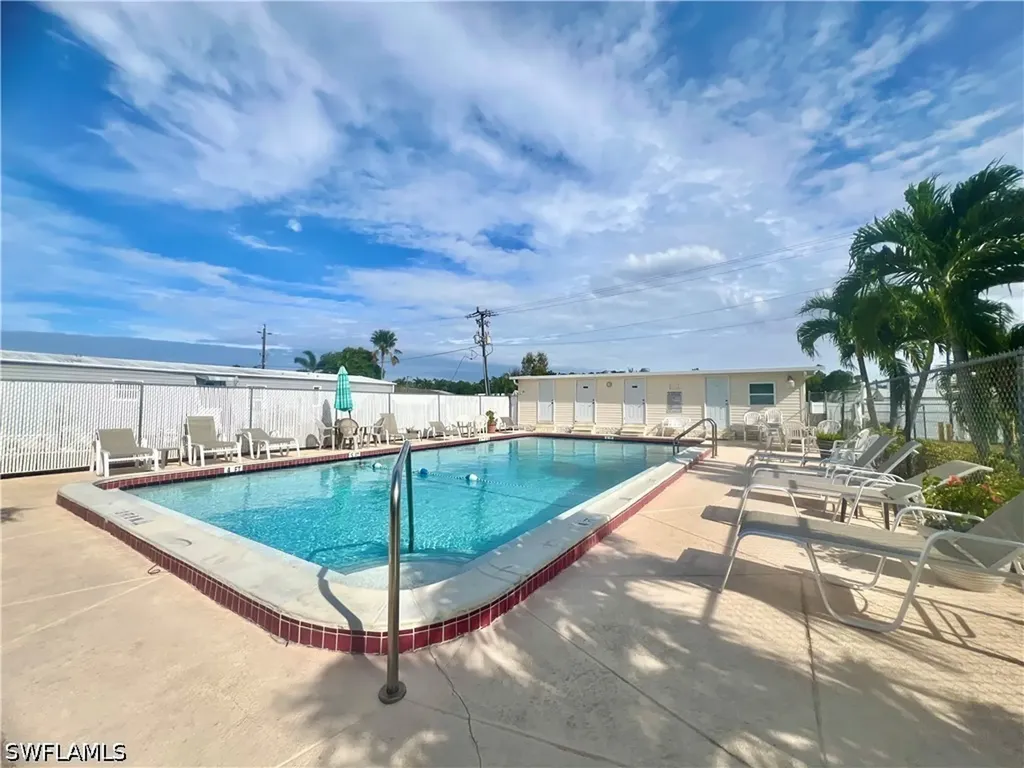 273 Cape Sable Drive Naples FL 34104