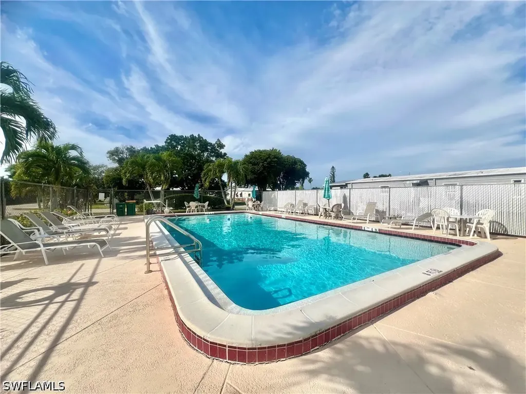 273 Cape Sable Drive Naples FL 34104