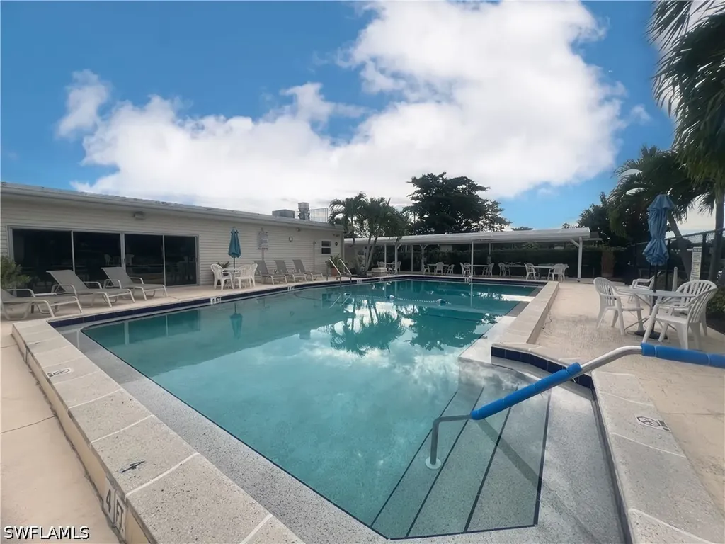 273 Cape Sable Drive Naples FL 34104