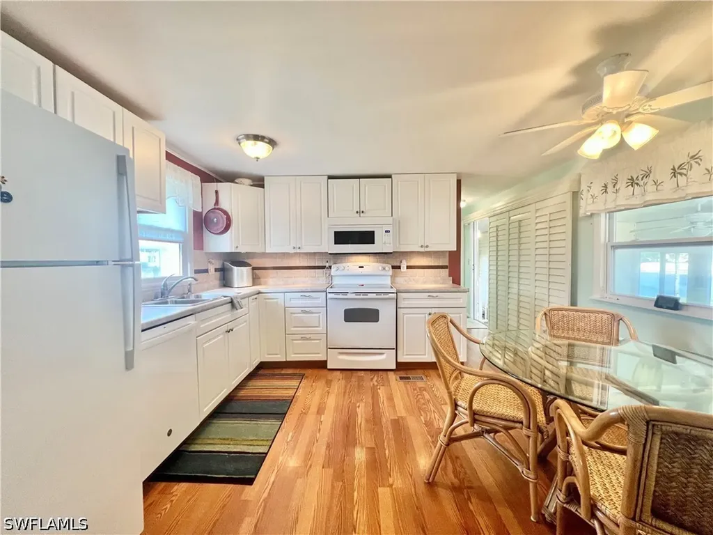 273 Cape Sable Drive Naples FL 34104