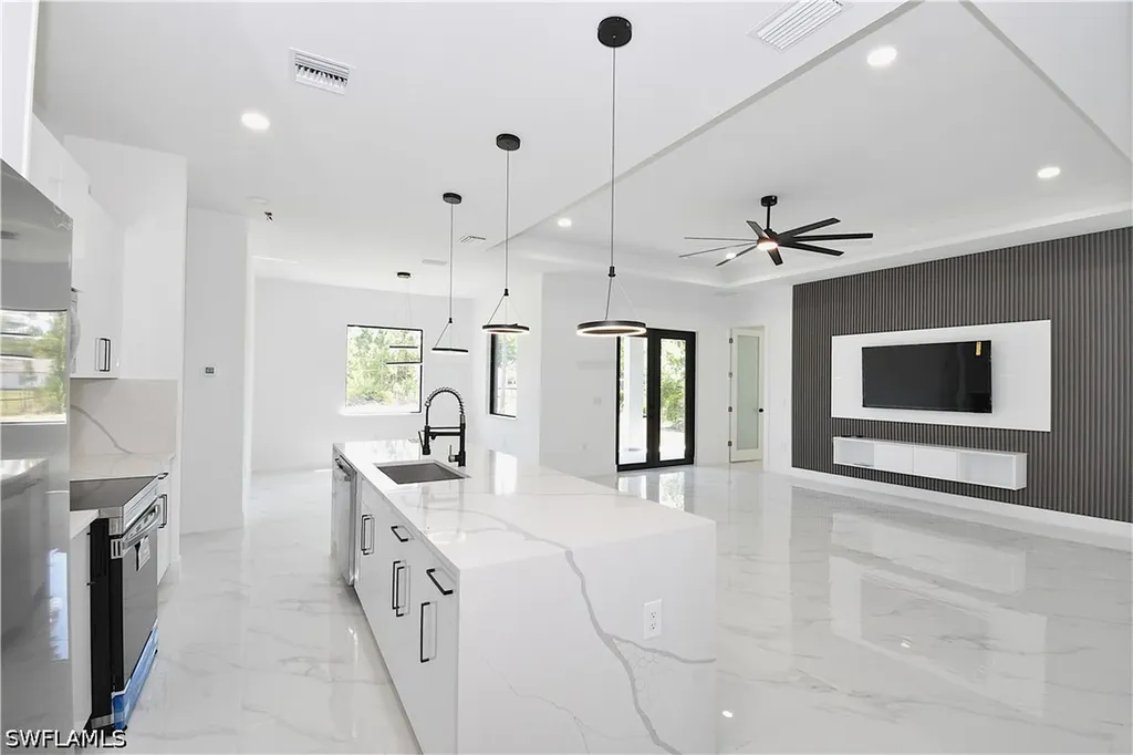 920 Edward Avenue Lehigh Acres FL 33936