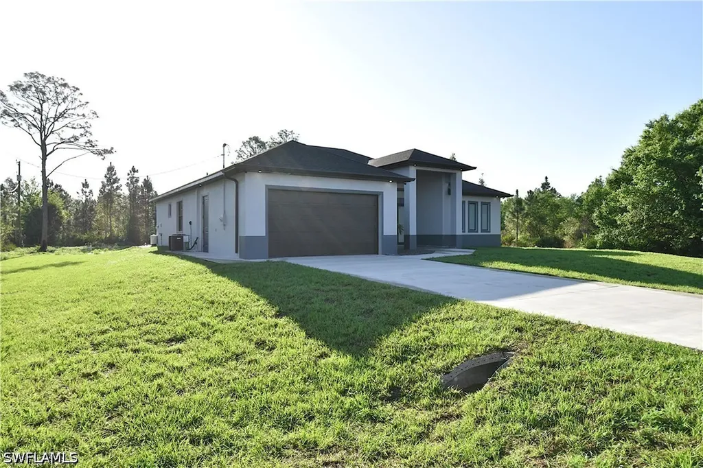 920 Edward Avenue Lehigh Acres FL 33936