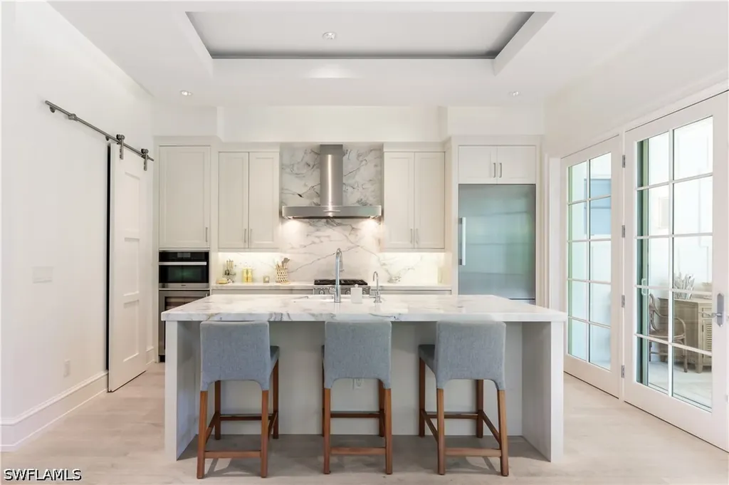 912 9th Avenue S Naples FL 34102