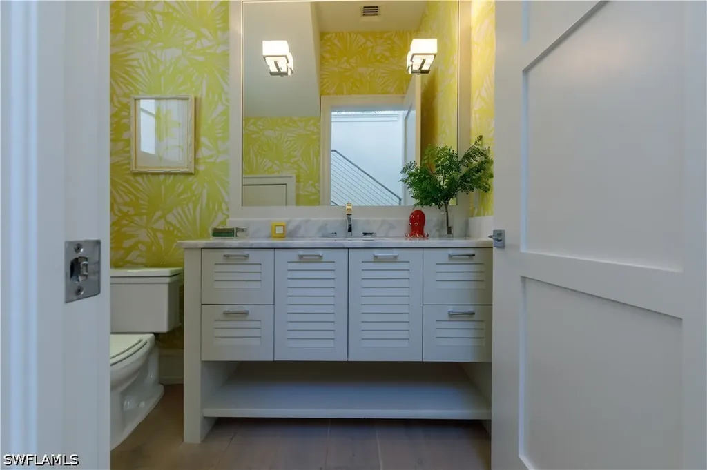 912 9th Avenue S Naples FL 34102