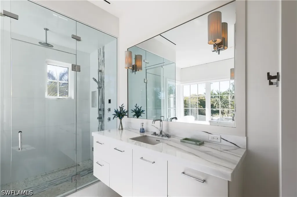 912 9th Avenue S Naples FL 34102