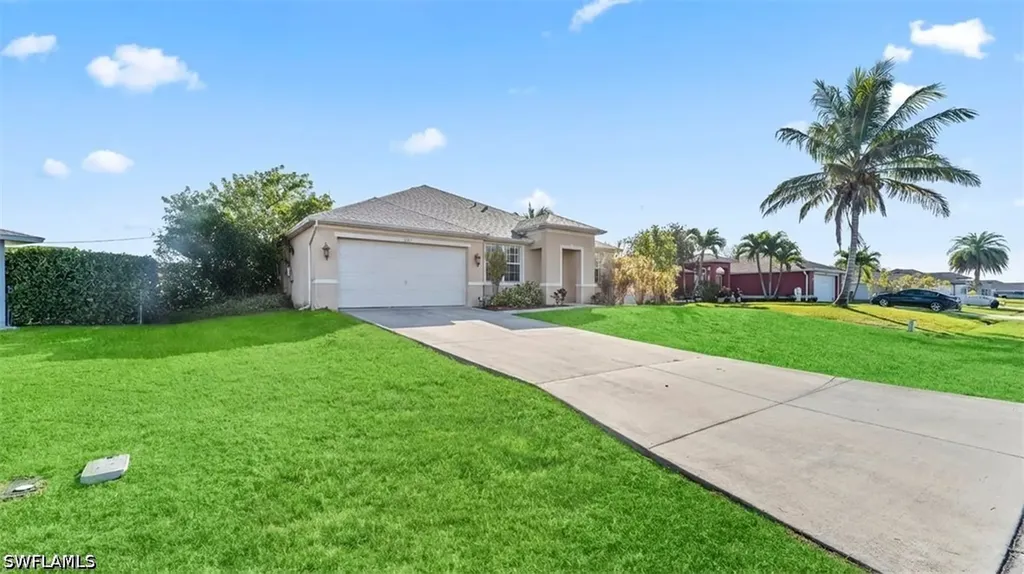1113 NE 7th Avenue Cape Coral FL 33909