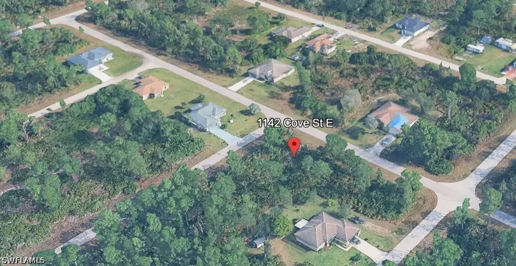 1142 Cove Street E Lehigh Acres FL 33974