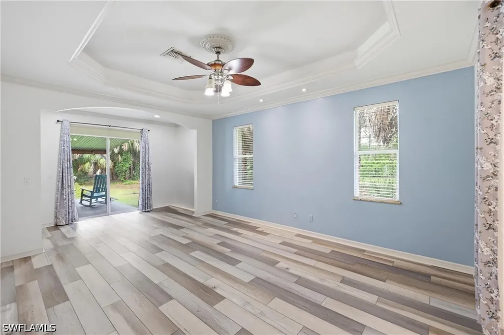 104 12th Avenue NW Naples FL 34120