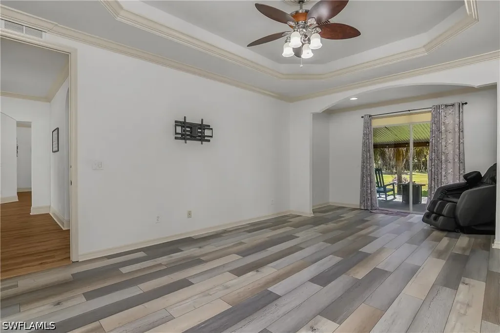 104 12th Avenue NW Naples FL 34120