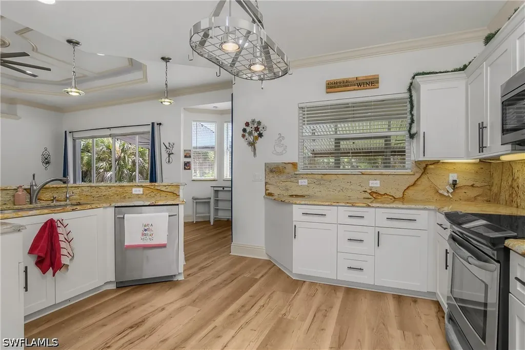 104 12th Avenue NW Naples FL 34120