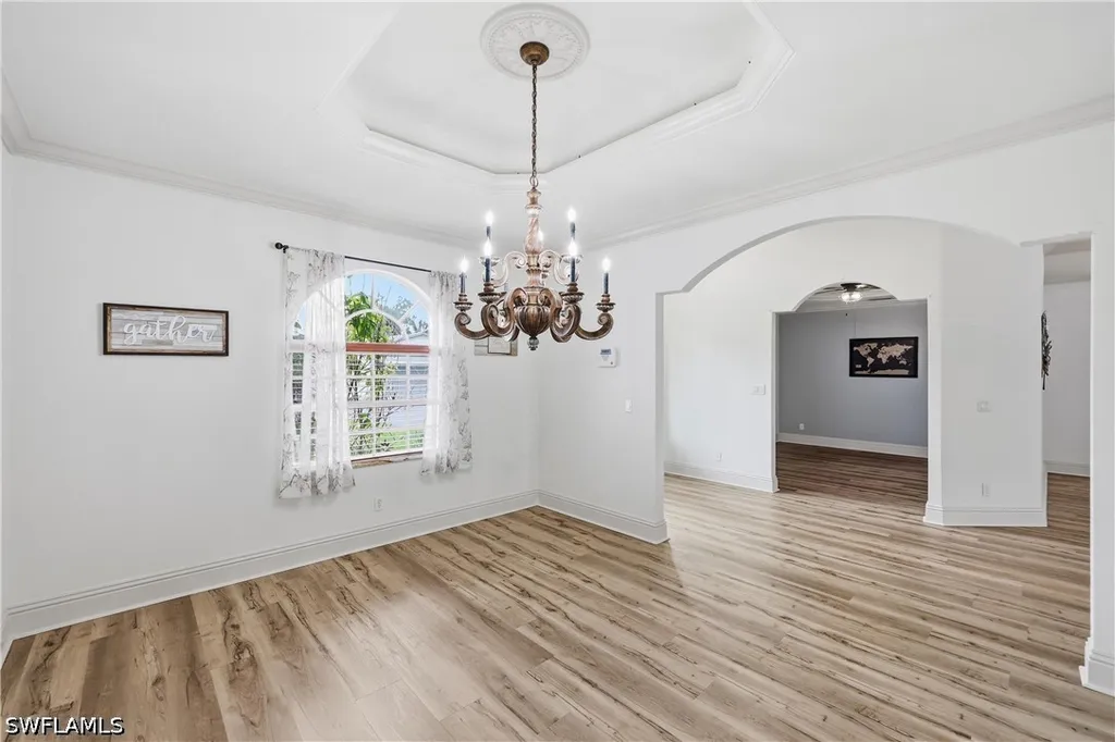 104 12th Avenue NW Naples FL 34120