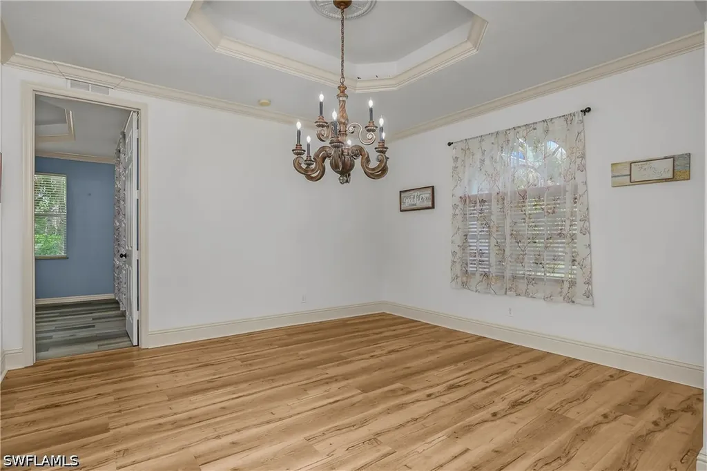 104 12th Avenue NW Naples FL 34120
