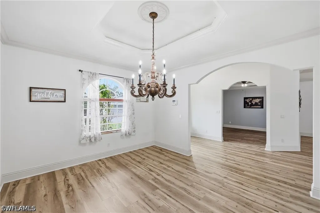 104 12th Avenue NW Naples FL 34120