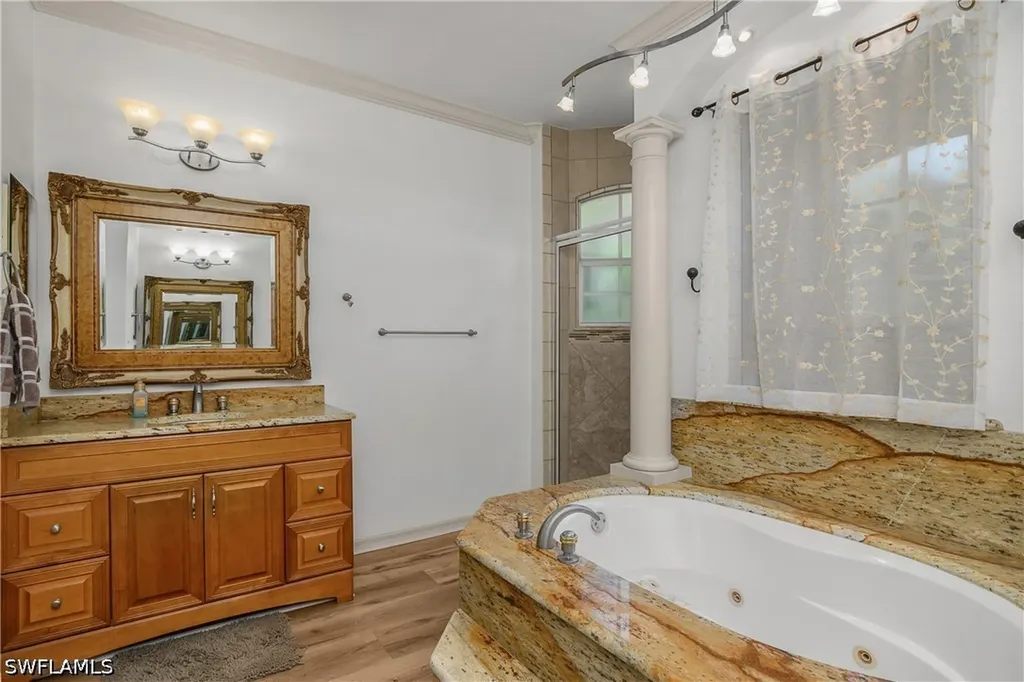 104 12th Avenue NW Naples FL 34120