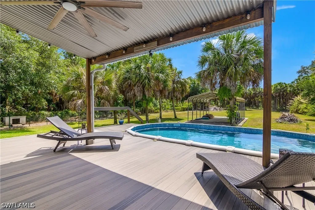104 12th Avenue NW Naples FL 34120