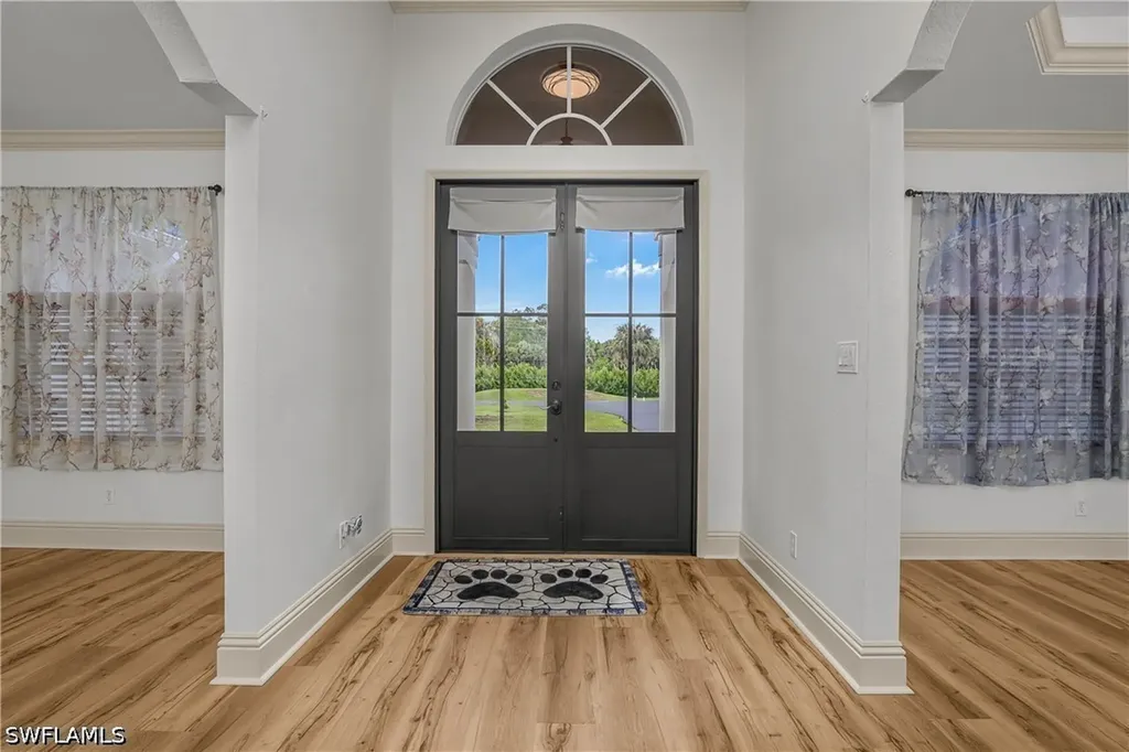 104 12th Avenue NW Naples FL 34120