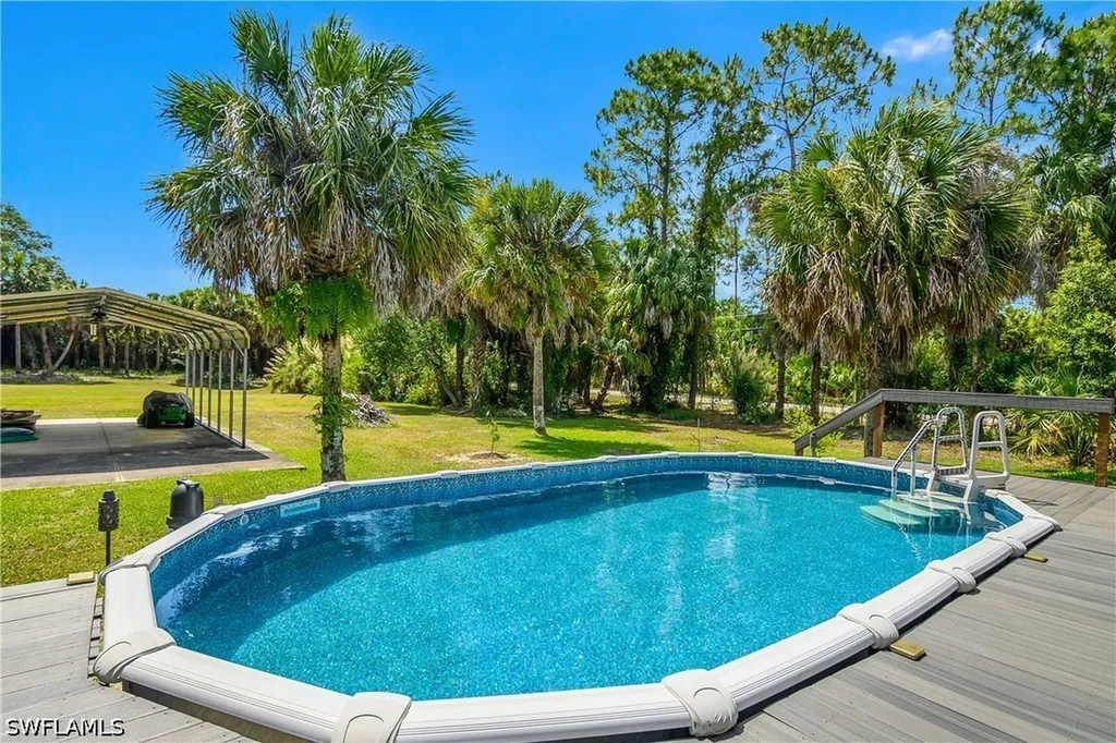 104 12th Avenue NW Naples FL 34120